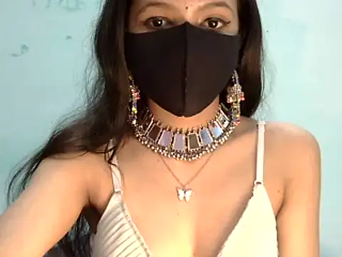 Cute Alaina online show from February 27, 7:01 am
