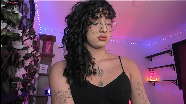 Snapshot of Heka_Prudence chatting on March 11, 2:10 am Heka Prudence online show from March 11, 2:10 am