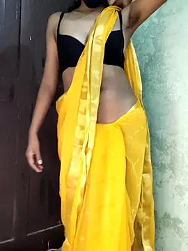 Snapshot of hot_girll_bebo chatting on December 6, 5:31 am hot girll bebo online show from December 6, 5:31 am
