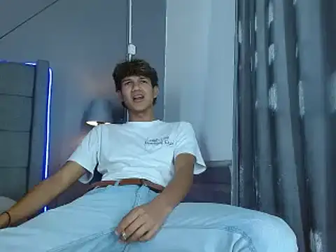 jason graeats online show from February 7, 6:24 am