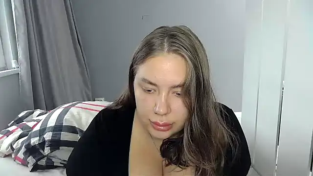 Snapshot of 96CHloe96 chatting on December 2, 5:26 am 96CHloe96 online show from December 2, 5:26 am