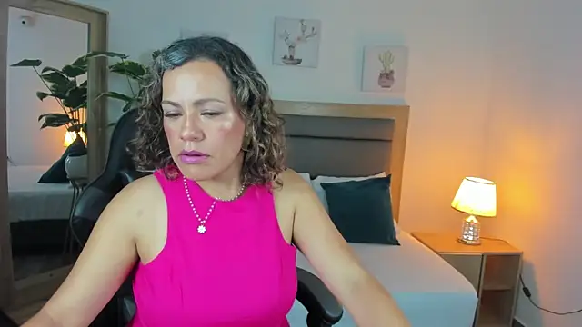 gipsela gomez online show from March 4, 7:22 pm