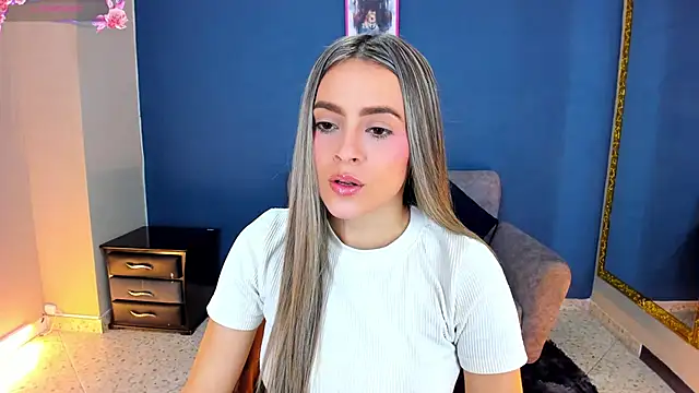 miacarperr1 online show from January 26, 8:56 pm