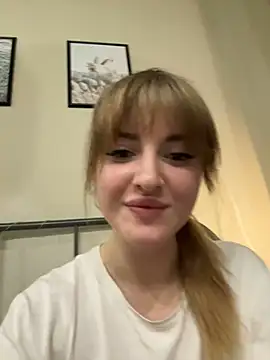 Oki Vibes online show from March 6, 8:48 pm