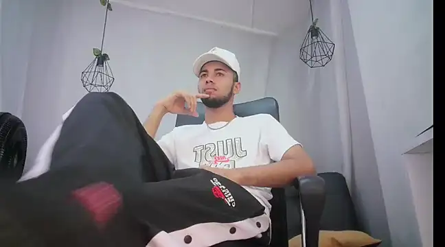 jhon ath online show from February 5, 2:05 pm