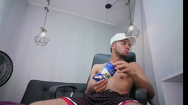 jhon ath online show from March 3, 7:32 am