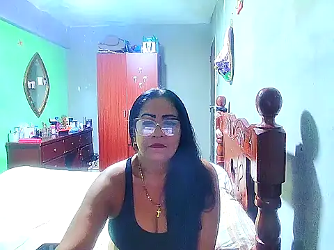 rosi pamela online show from December 9, 9:26 pm