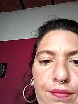 Snapshot of sweetbabyass chatting on November 19, 7:03 pm sweetbabyass online show from November 19, 7:03 pm