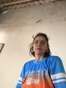 MireyaTorresGu online show from July 1, 3:23 pm