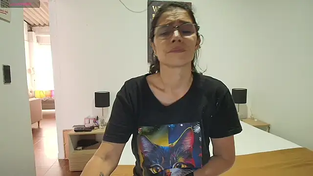 MireyaTorresGu online show from August 1, 12:04 pm