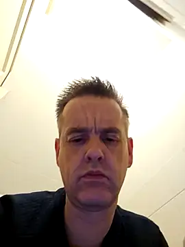 Hectorthyssen1 online show from January 13, 7:31 pm