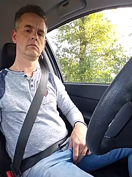 Hectorthyssen1 online show from September 30, 2:44 pm