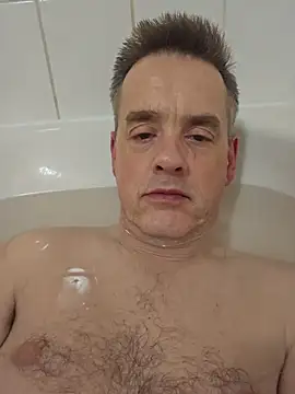 Hectorthyssen1 online show from December 15, 10:03 pm