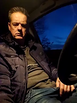 Hectorthyssen1 online show from December 18, 4:13 pm