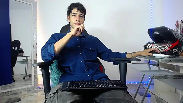 Zacktk7 online show from December 20, 11:16 pm