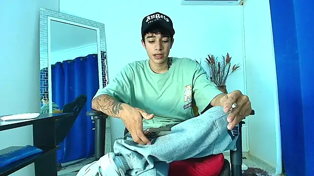 Zacktk7 online show from February 14, 7:54 pm