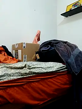 Snapshot of jhonyhot9292 chatting on October 4, 1:25 am jhonyhot9292 online show from October 4, 1:25 am