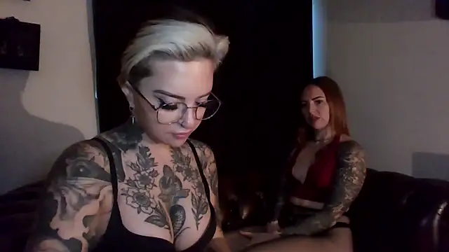 Snapshot of Alexandersonxo chatting on December 18, 8:31 am Alexandersonxo online show from December 18, 8:31 am