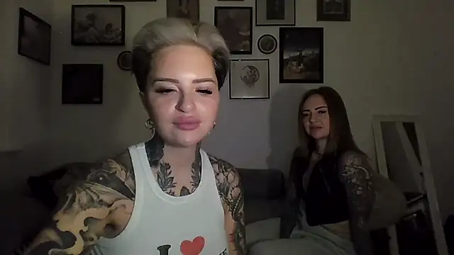 Snapshot of Alexandersonxo chatting on February 3, 6:40 am Alexandersonxo online show from February 3, 6:40 am