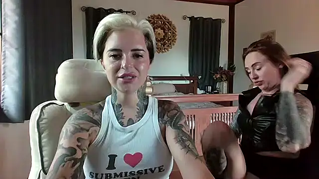 Snapshot of Alexandersonxo chatting on March 5, 5:47 am Alexandersonxo online show from March 5, 5:47 am