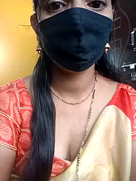 Snapshot of sweet-mahi chatting on December 4, 2:20 am sweet-mahi online show from December 4, 2:20 am