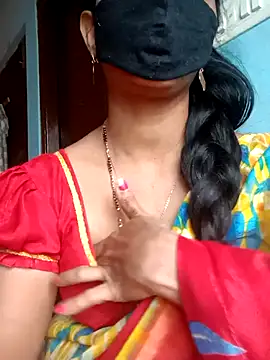 Snapshot of sweet-mahi chatting on December 6, 2:24 am sweet-mahi online show from December 6, 2:24 am