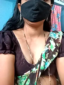 Snapshot of sweet-mahi chatting on December 7, 5:48 am sweet-mahi online show from December 7, 5:48 am