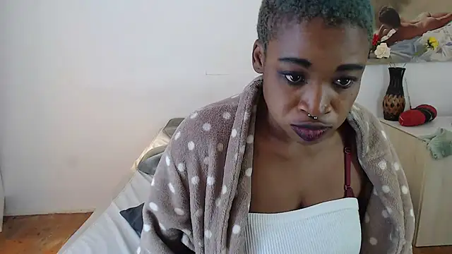 FLOWERLIPS25 online show from February 26, 3:19 pm