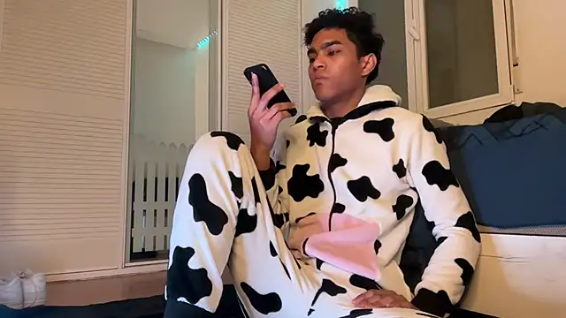 Ryan-hot online show from January 17, 1:05 pm