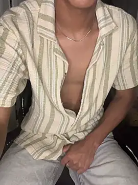 Ryan-hot online show from June 7, 4:33 pm