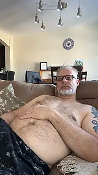 Snapshot of Silverfoxxx-73 chatting on February 1, 6:51 pm Silverfoxxx-73 online show from February 1, 6:51 pm