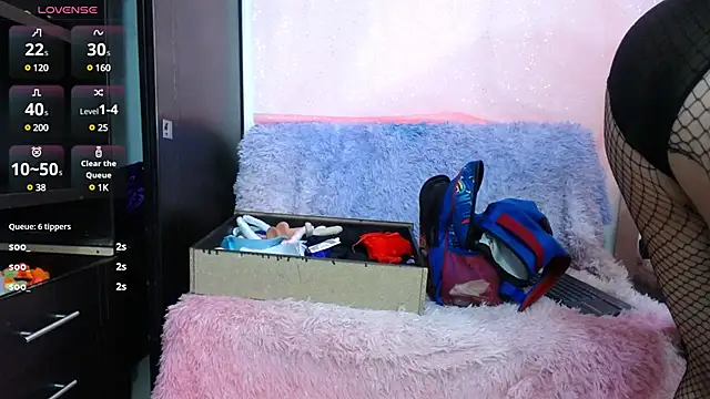 Niuk mei online show from January 17, 7:27 pm