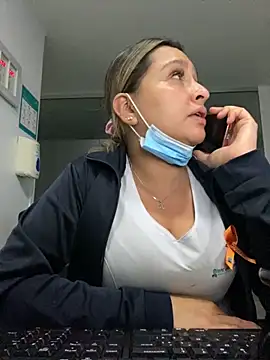 Keittly  online show from October 7, 1:25 am