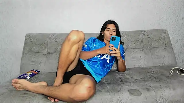 juliann sexxx18 online show from September 18, 4:14 am