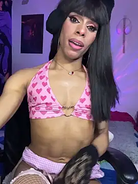 Snapshot of Diana_2003 chatting on October 26, 5:19 pm Diana 2003 online show from October 26, 5:19 pm