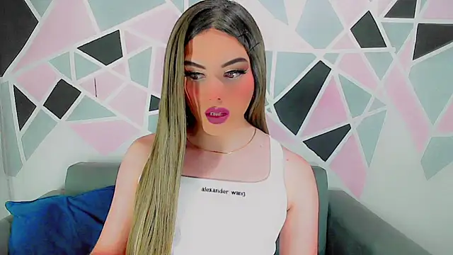 Snapshot of Nicky_loveex chatting on February 14, 4:58 am Nicky loveex online show from February 14, 4:58 am