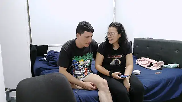 luxandracon23 online show from September 25, 6:17 am