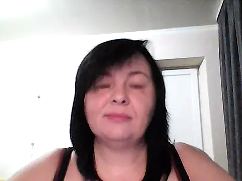 EmiliaLooo online show from November 8, 3:29 am