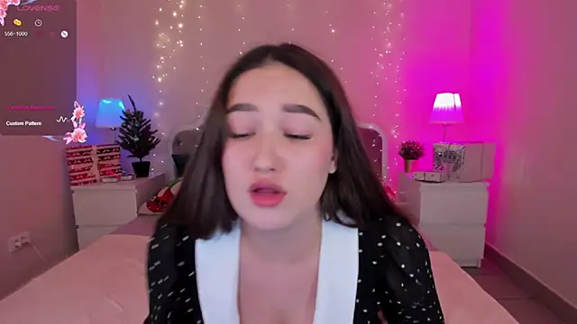 Aria Blisss online show from December 5, 11:38 am