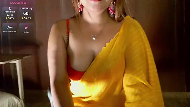 deslisexpriya online show from June 24, 9:58 pm