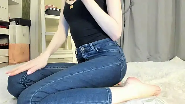 Baby Jewel online show from October 19, 10:16 am