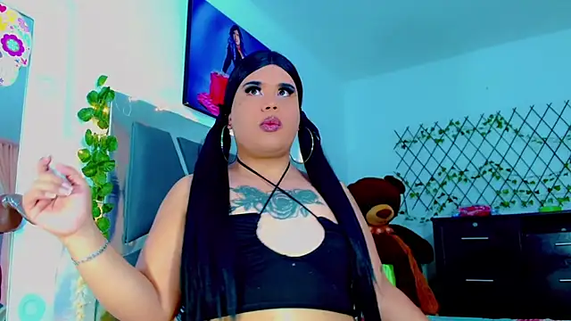 nauthyvalentina online show from December 7, 9:55 pm