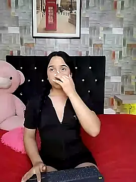 couple lovelyds online show from January 31, 3:55 pm