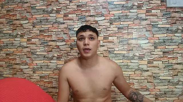 couple lovelyds online show from November 8, 8:51 pm