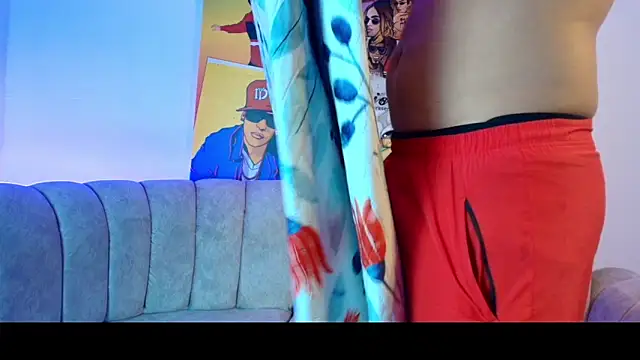 Snapshot of couple_lovelyds chatting on February 26, 8:41 pm couple lovelyds online show from February 26, 8:41 pm