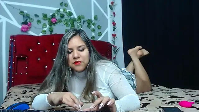 stephanieross202cl online show from February 18, 3:53 am