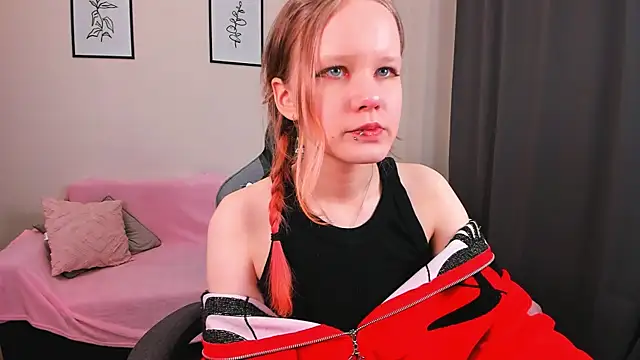 boostyboobs online show from February 26, 9:05 pm