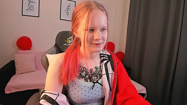 boostyboobs online show from March 6, 9:09 pm