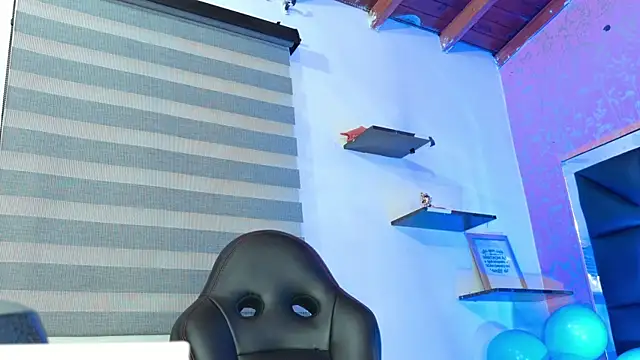 Sofia martiin online show from September 24, 3:10 am