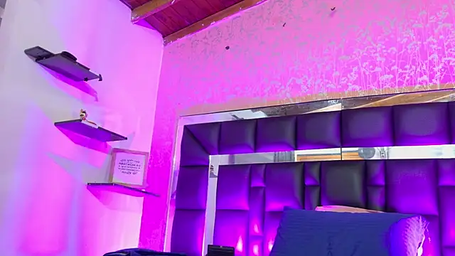 Sofia martiin online show from October 21, 3:07 am